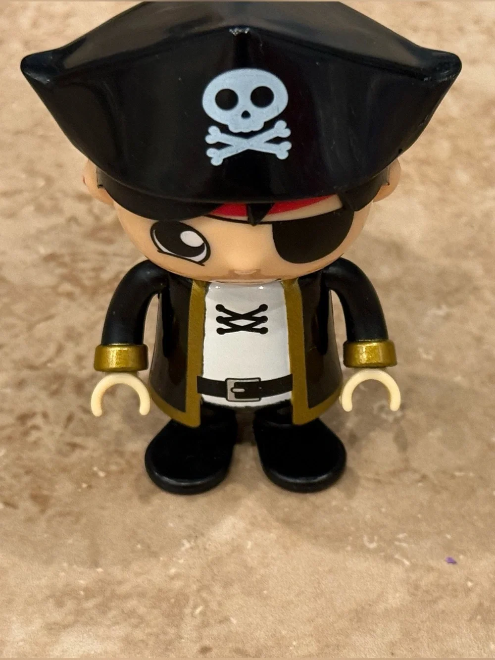 Bonkers Toys Pirate Ryan